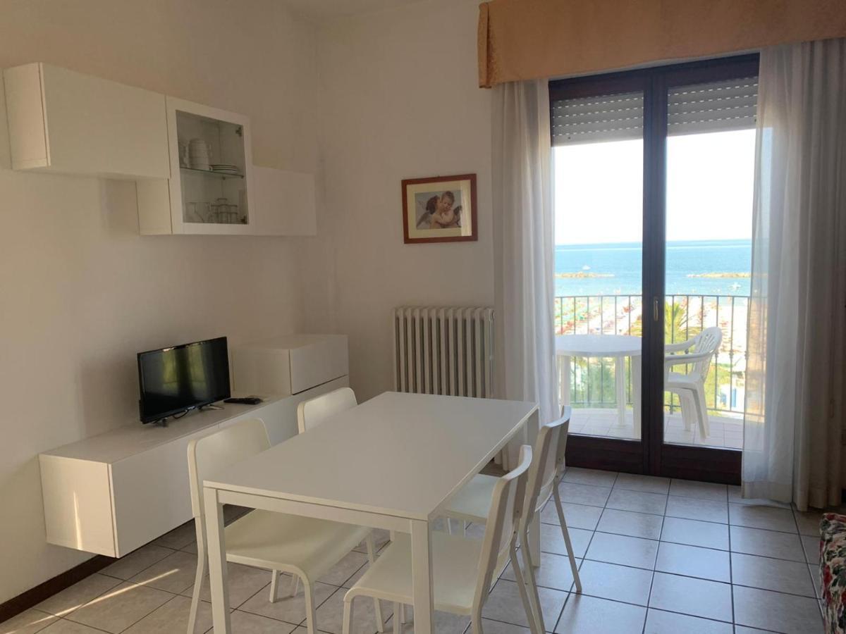 Aparthotel Il Lauro San Benedetto del Tronto Exterior foto