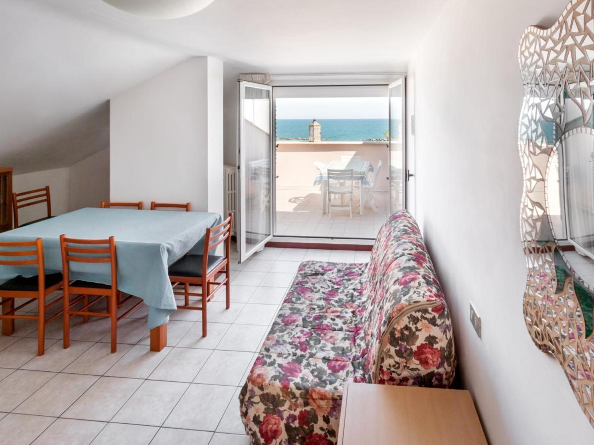 Aparthotel Il Lauro San Benedetto del Tronto Exterior foto