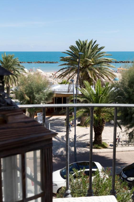 Aparthotel Il Lauro San Benedetto del Tronto Exterior foto